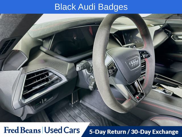 Used 2022 Audi RS e-tron GT AWD/4WD image 10