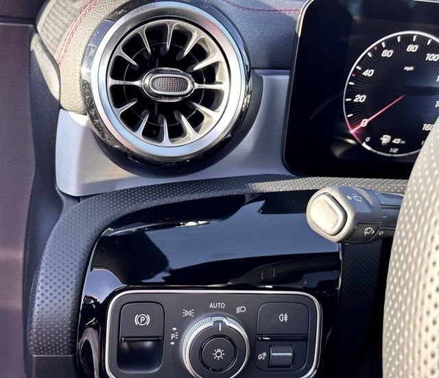 New 2026 Mercedes-Benz CLA 250 4MATIC image 11