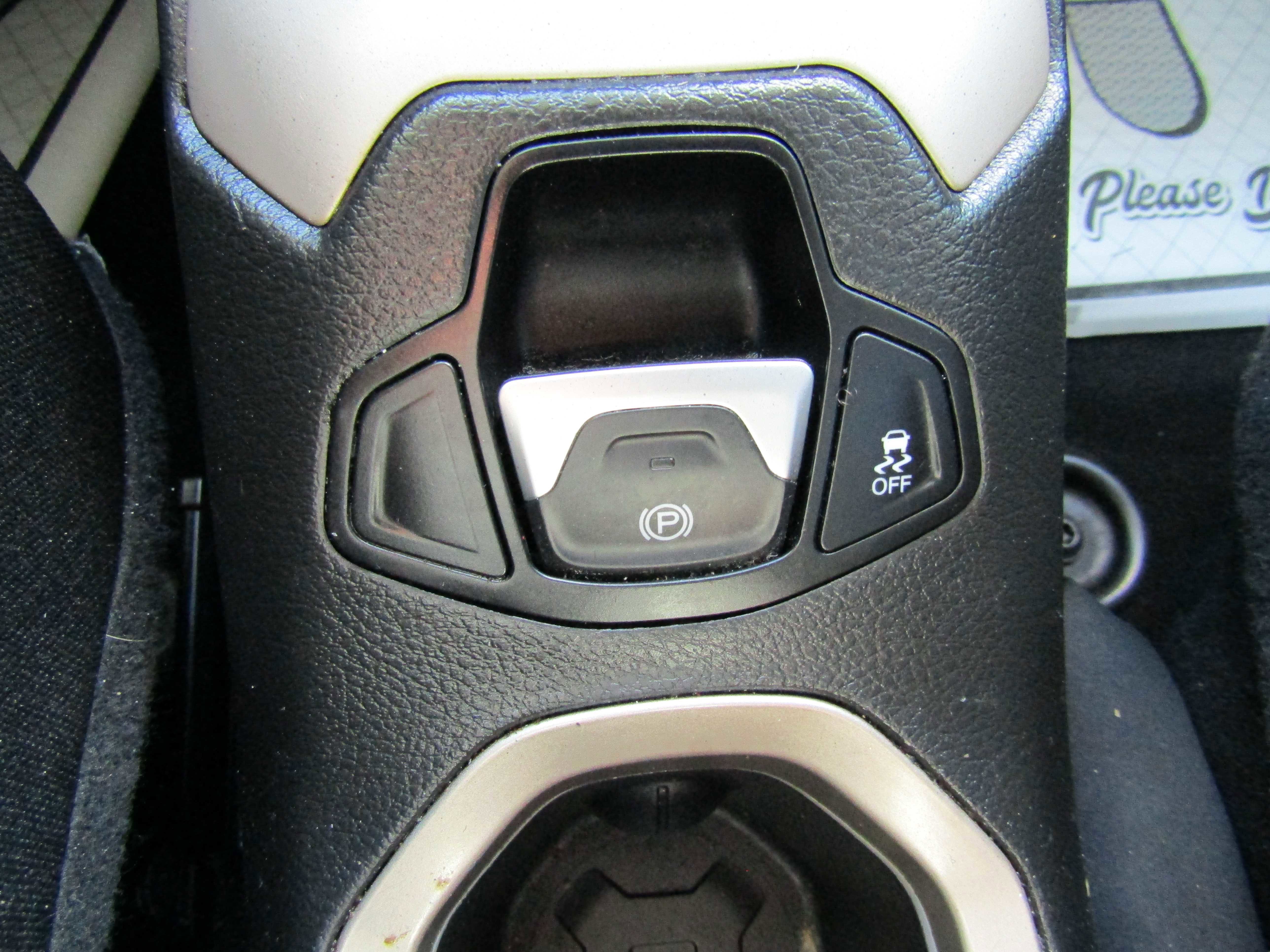 Used 2016 Jeep Renegade 75th Anniversary image 22