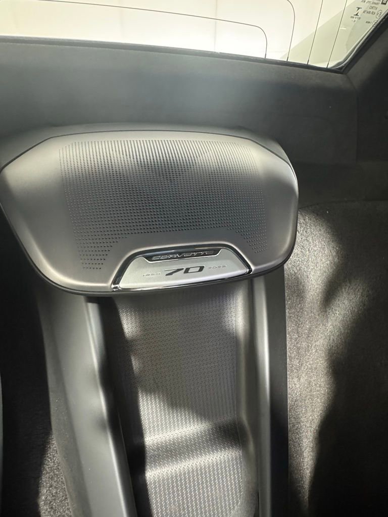 Used 2023 Chevrolet Corvette Stingray Premium Conv w/ Z51 Performance Package image 34