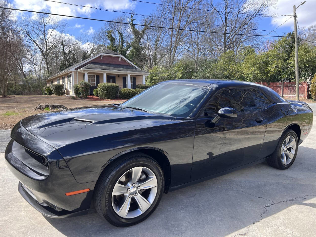 Used 2021 Dodge Challenger SXT w/ Driver Convenience Group image 6