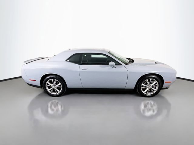 Used 2022 Dodge Challenger SXT w/ Cold Weather Group image 8