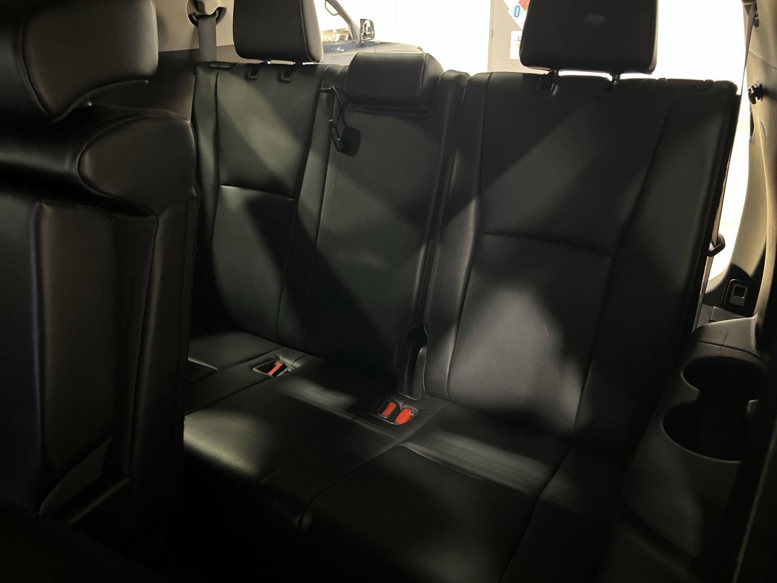 Used 2023 Toyota Highlander XLE FWD image 26