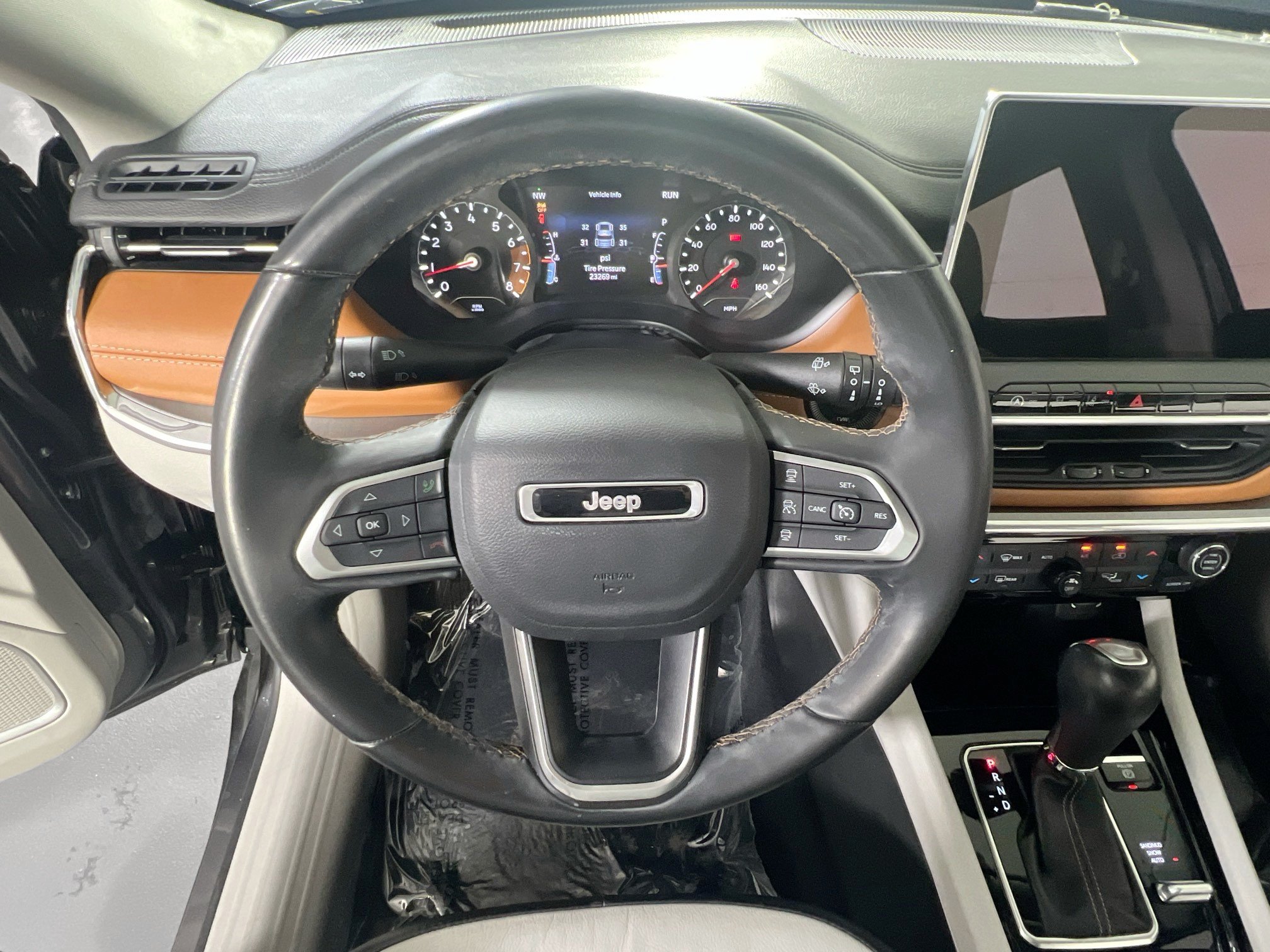 Used 2022 Jeep Compass Limited AWD/4WD image 11