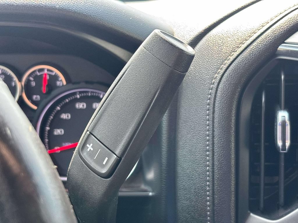 Used 2020 Chevrolet Silverado 1500 LT Trail Boss AWD/4WD image 31