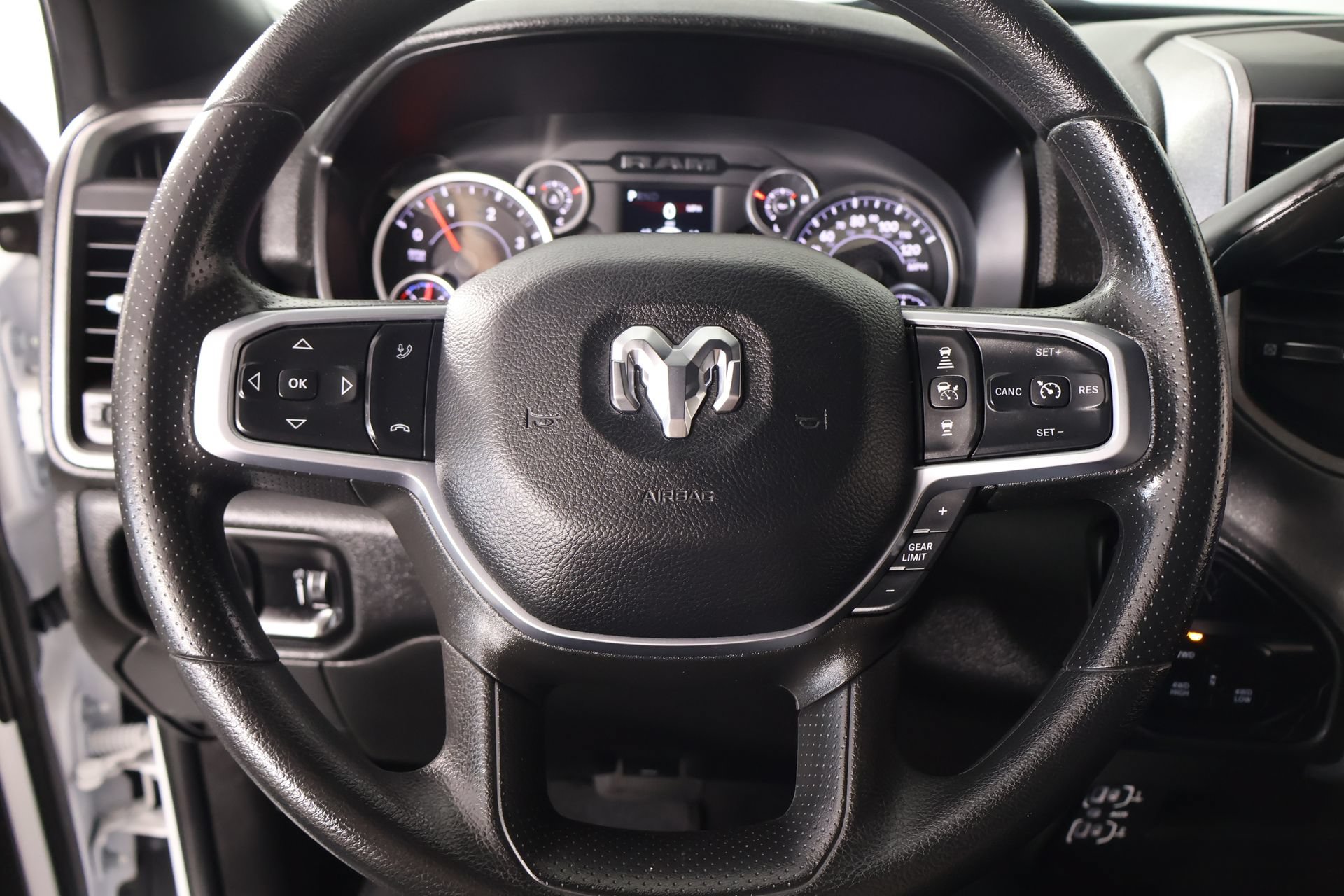 Used 2025 RAM 2500 Tradesman AWD/4WD image 3