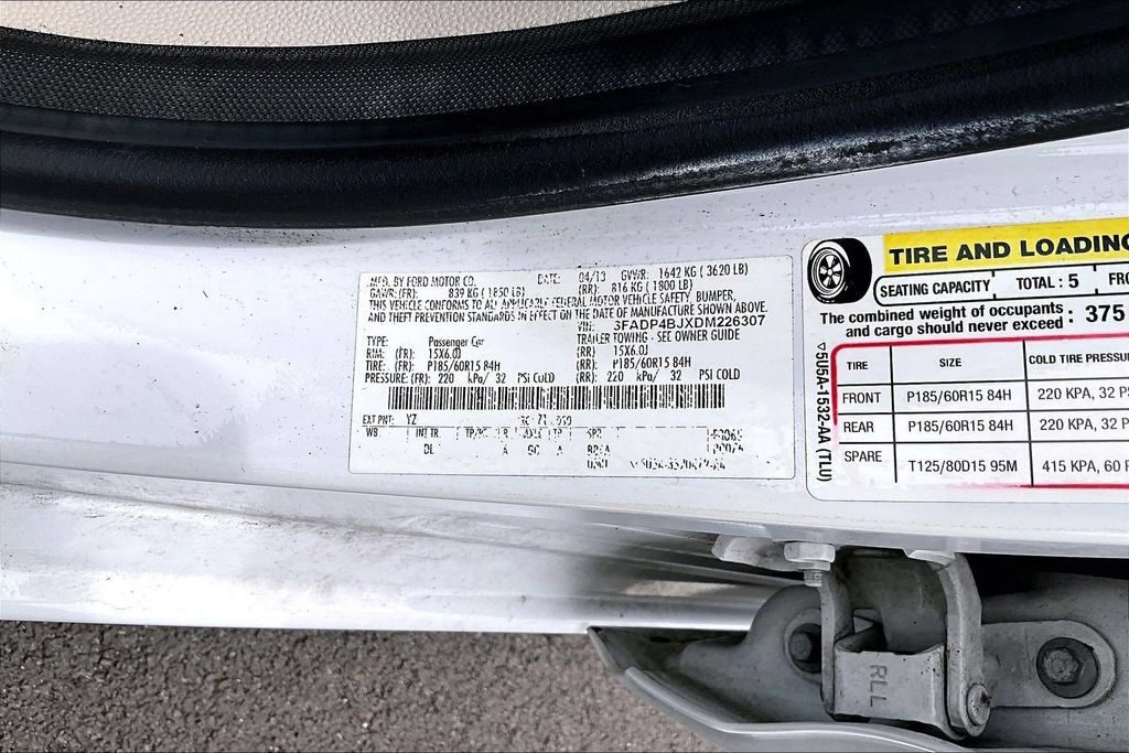 Used 2013 Ford Fiesta SE FWD image 35