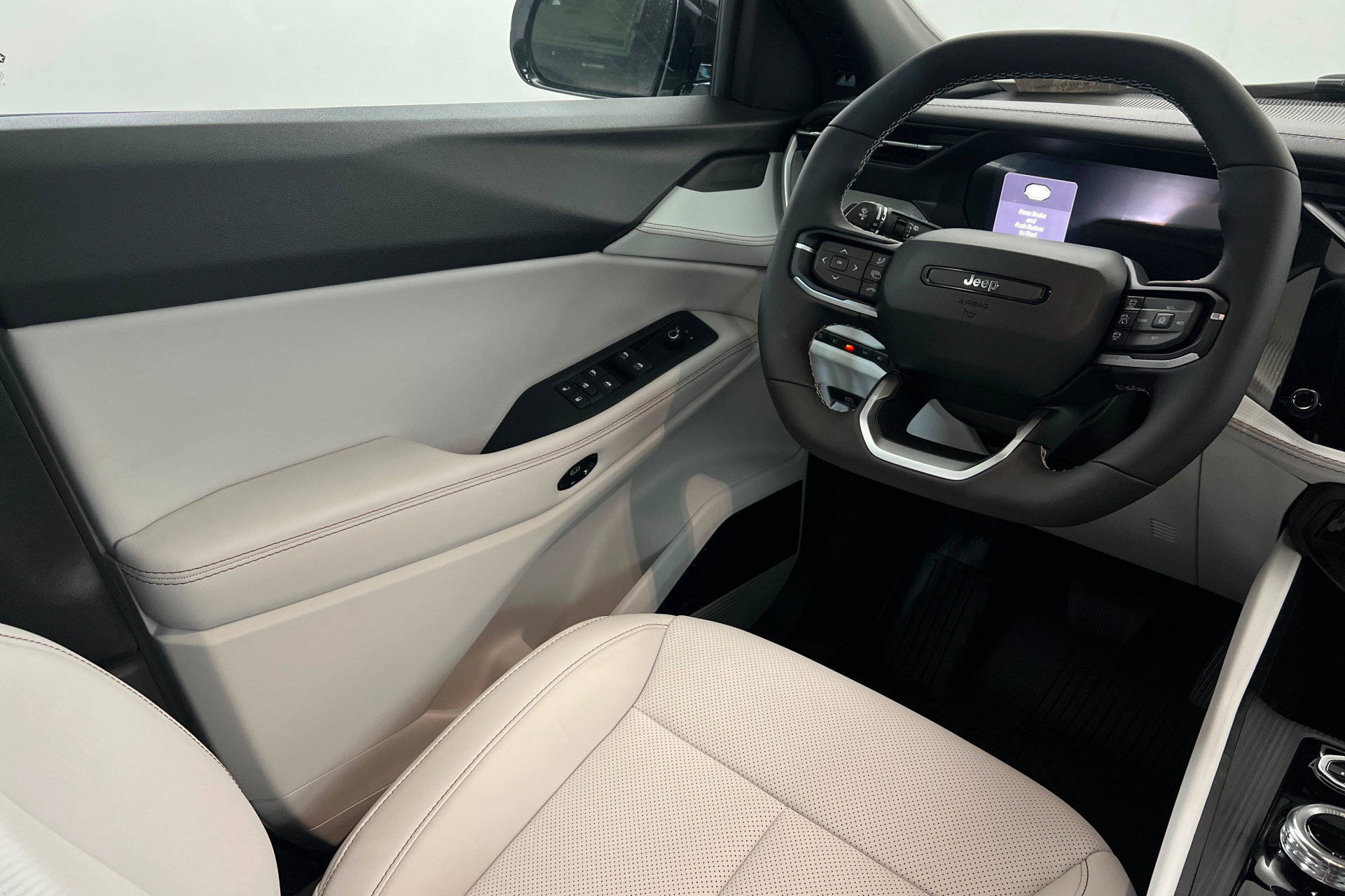 New 2026 Jeep Cherokee Limited AWD/4WD image 11