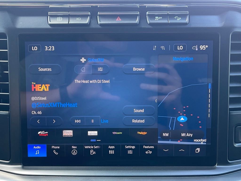 Used 2023 Ford F350 Lariat w/ FX4 Off-Road Package AWD/4WD image 11