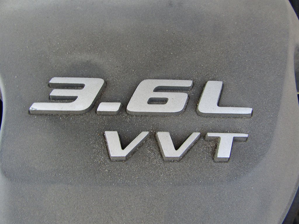 Used 2014 Dodge Charger SXT RWD image 13