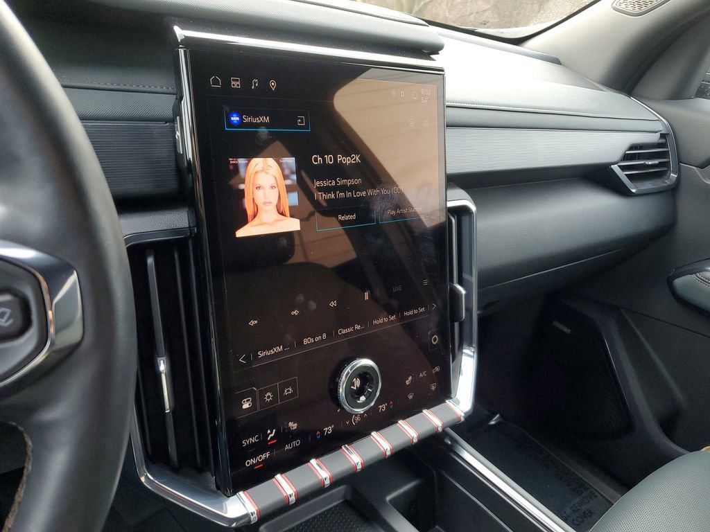 Used 2024 GMC Acadia AT4 image 24