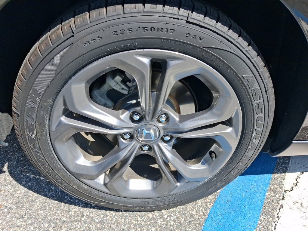 Used 2023 Honda Accord EX image 11