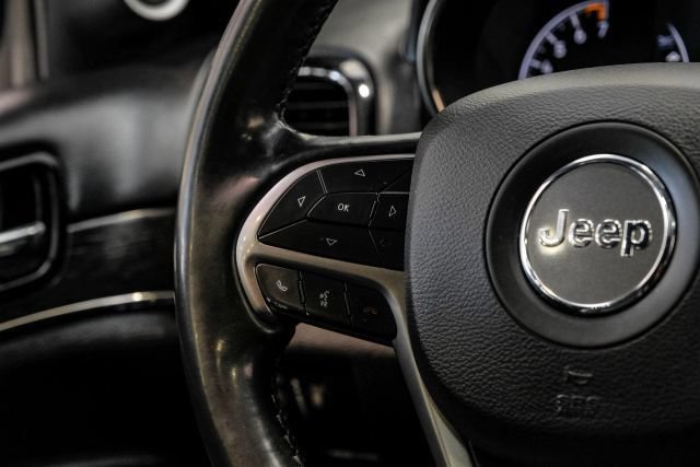 Used 2020 Jeep Grand Cherokee High Altitude AWD/4WD image 18