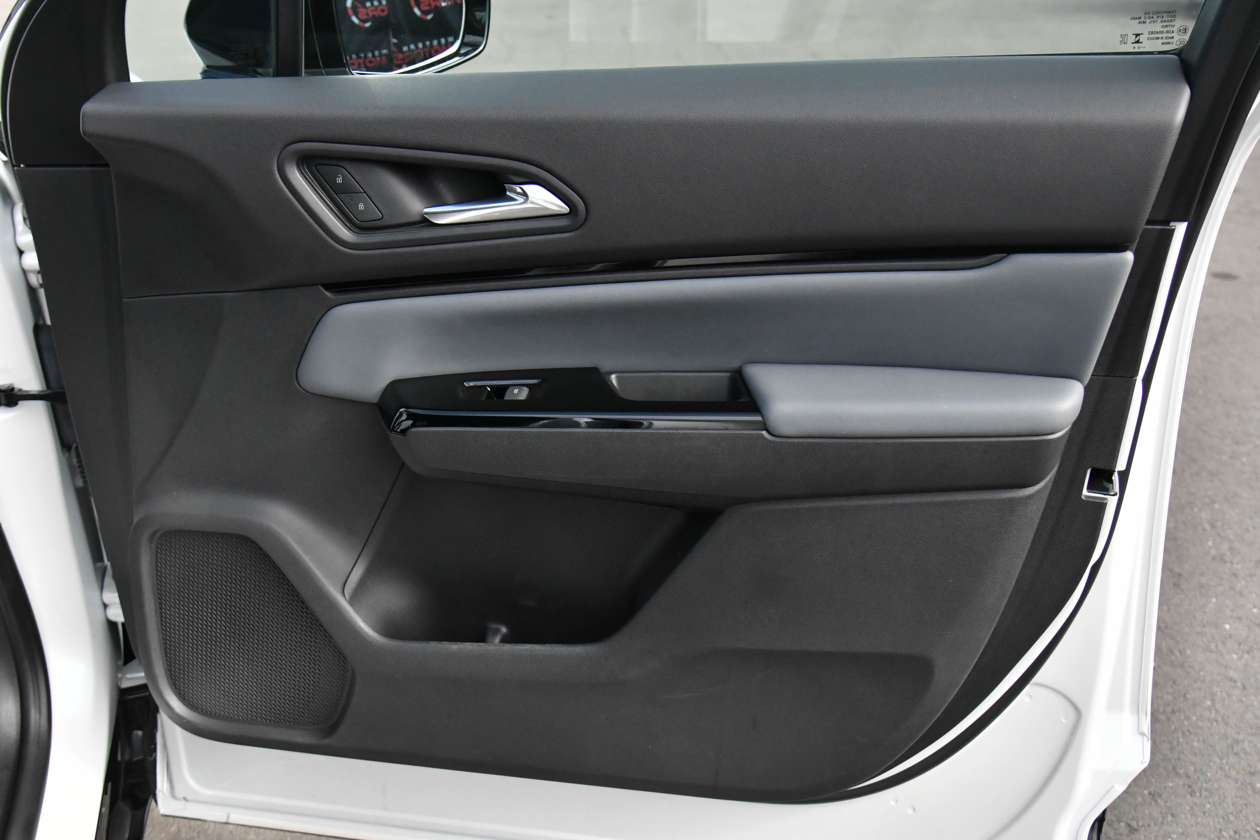 Used 2024 Honda Prologue Touring image 47