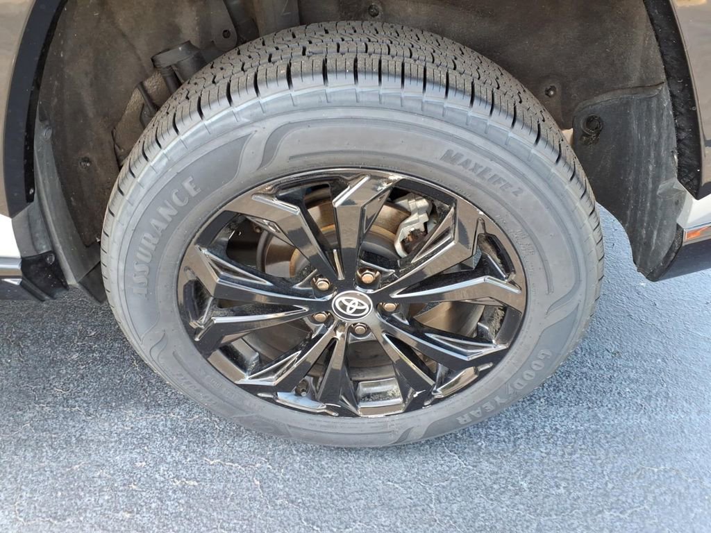 Used 2023 Toyota RAV4 XSE image 9