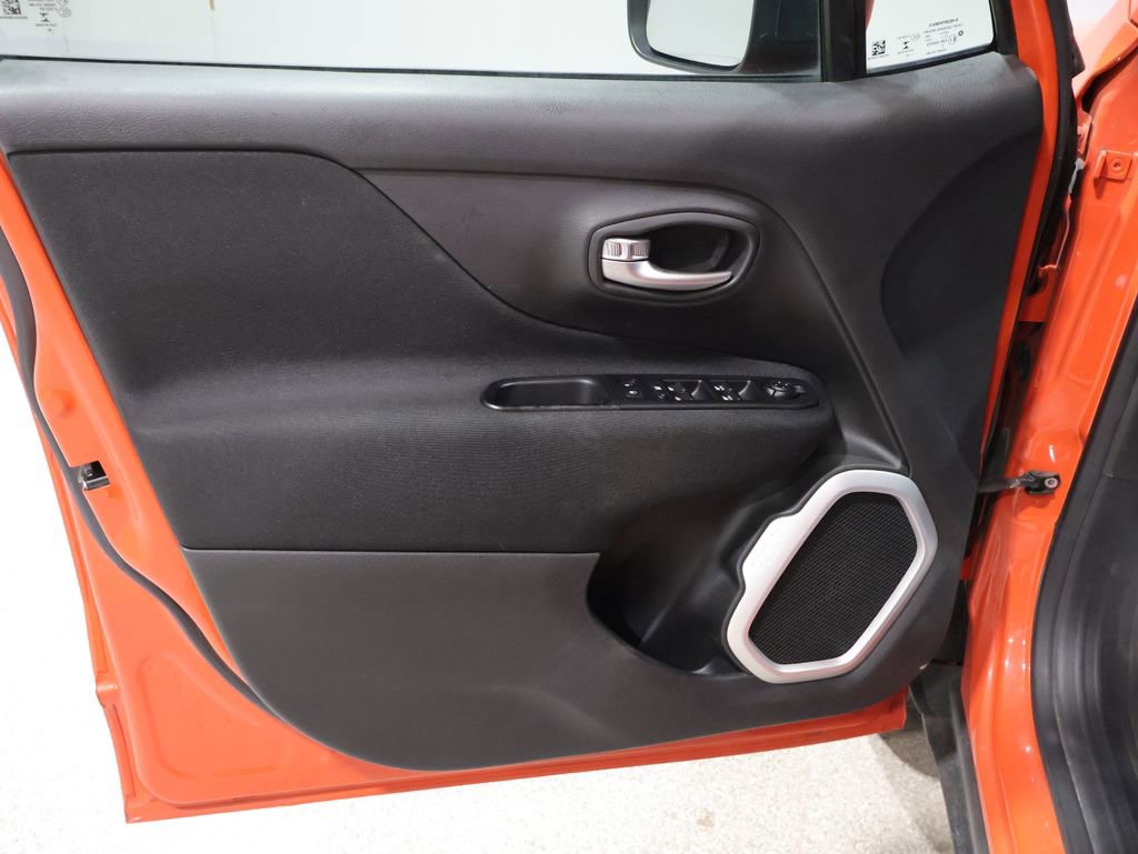 Used 2020 Jeep Renegade Sport image 13