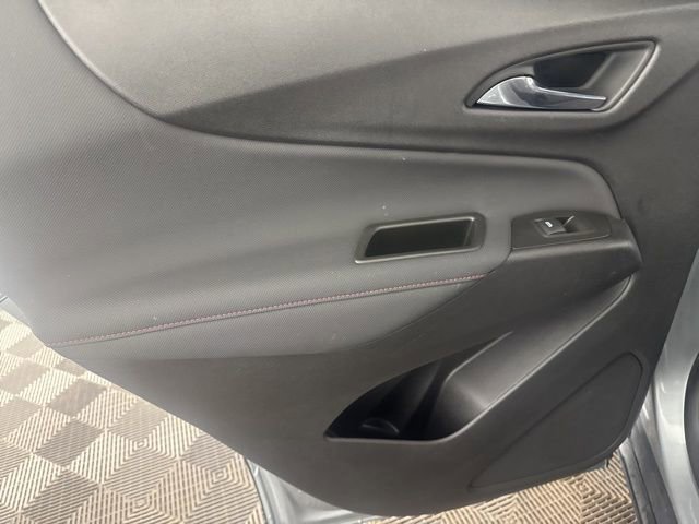 Used 2024 Chevrolet Equinox RS image 24