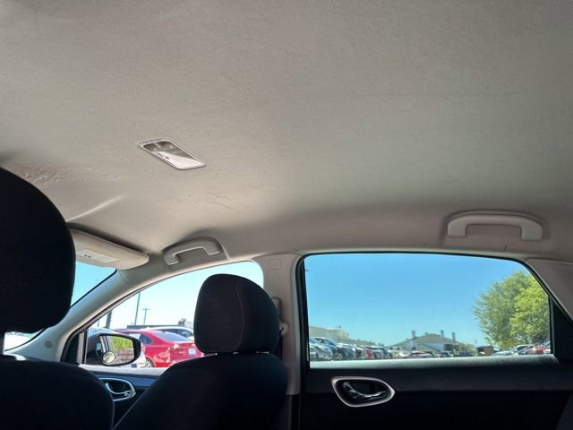 Used 2017 Nissan Sentra SR w/ SR Midnight Edition image 13