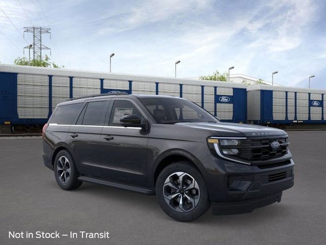 New 2026 Ford Expedition Active image 7
