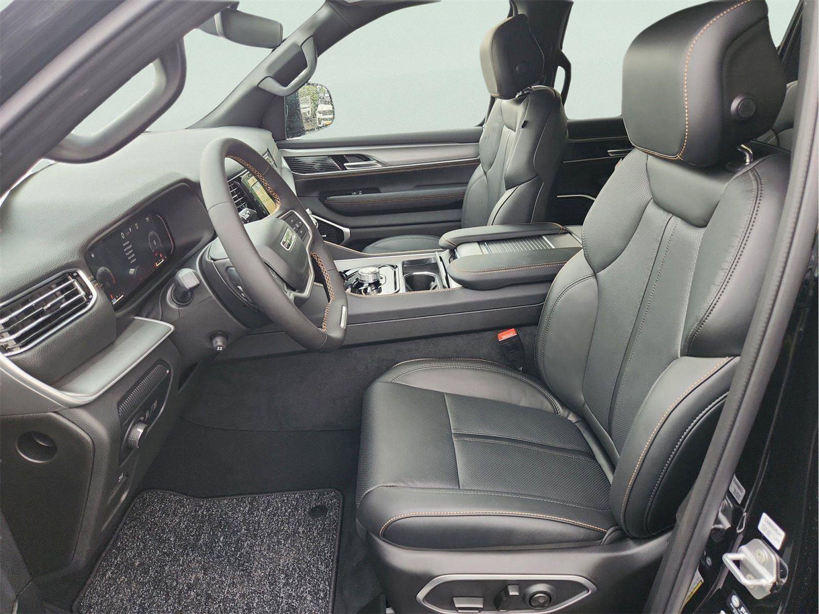 New 2026 Jeep Grand Wagoneer 4WD image 12