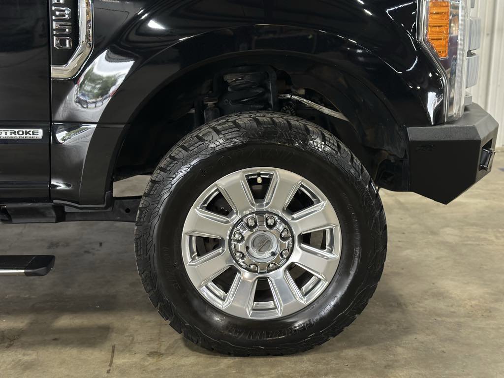 Used 2019 Ford F350 Platinum w/ Platinum Ultimate Package image 32
