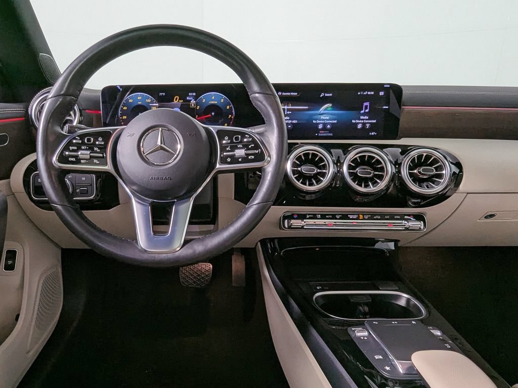 Used 2023 Mercedes-Benz CLA 250 4MATIC image 20