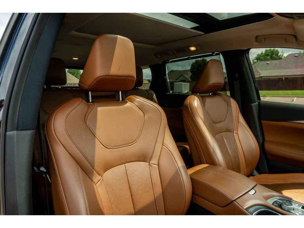 Used 2023 INFINITI QX60 Sensory w/ Cargo Package AWD/4WD image 21
