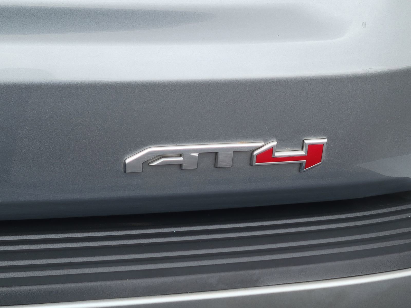 Used 2025 GMC Yukon AT4 Ultimate AWD/4WD image 16
