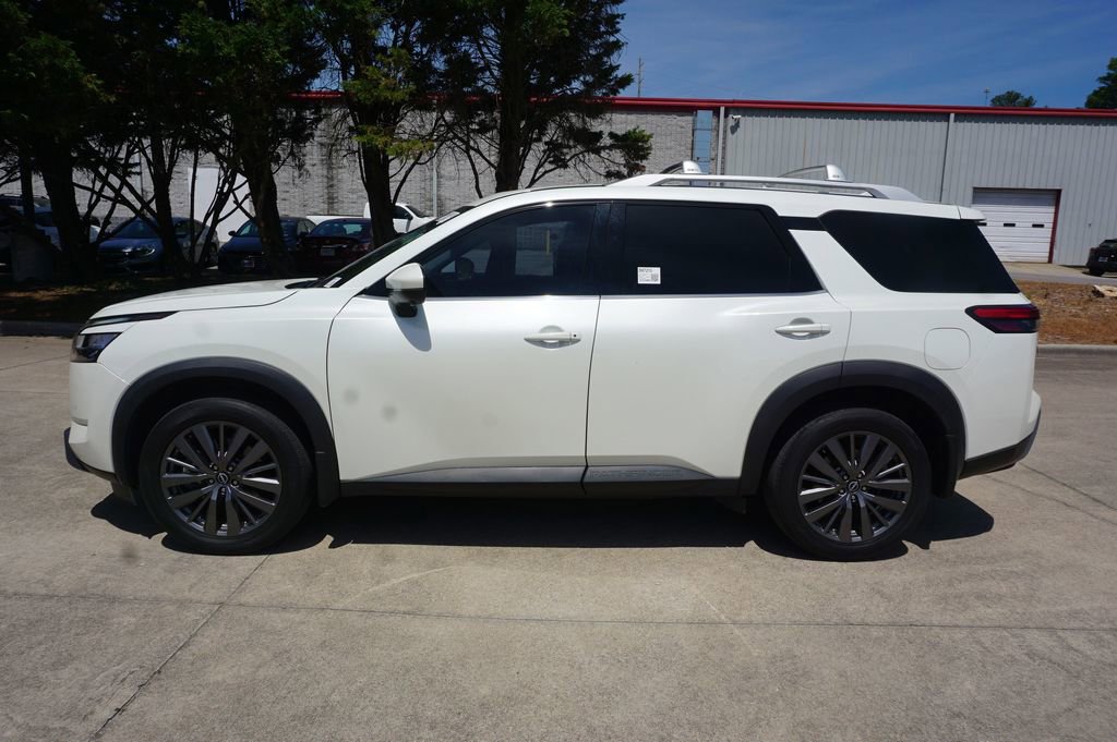 Used 2024 Nissan Pathfinder SL w/ SL Premium Package FWD image 22