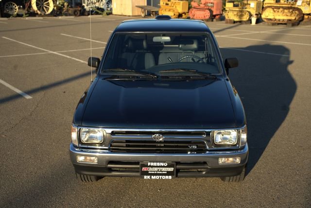 Used 1994 Toyota Pickup DX image 8