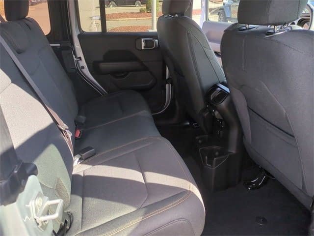 Used 2024 Jeep Wrangler Sahara w/ Safety Group image 21