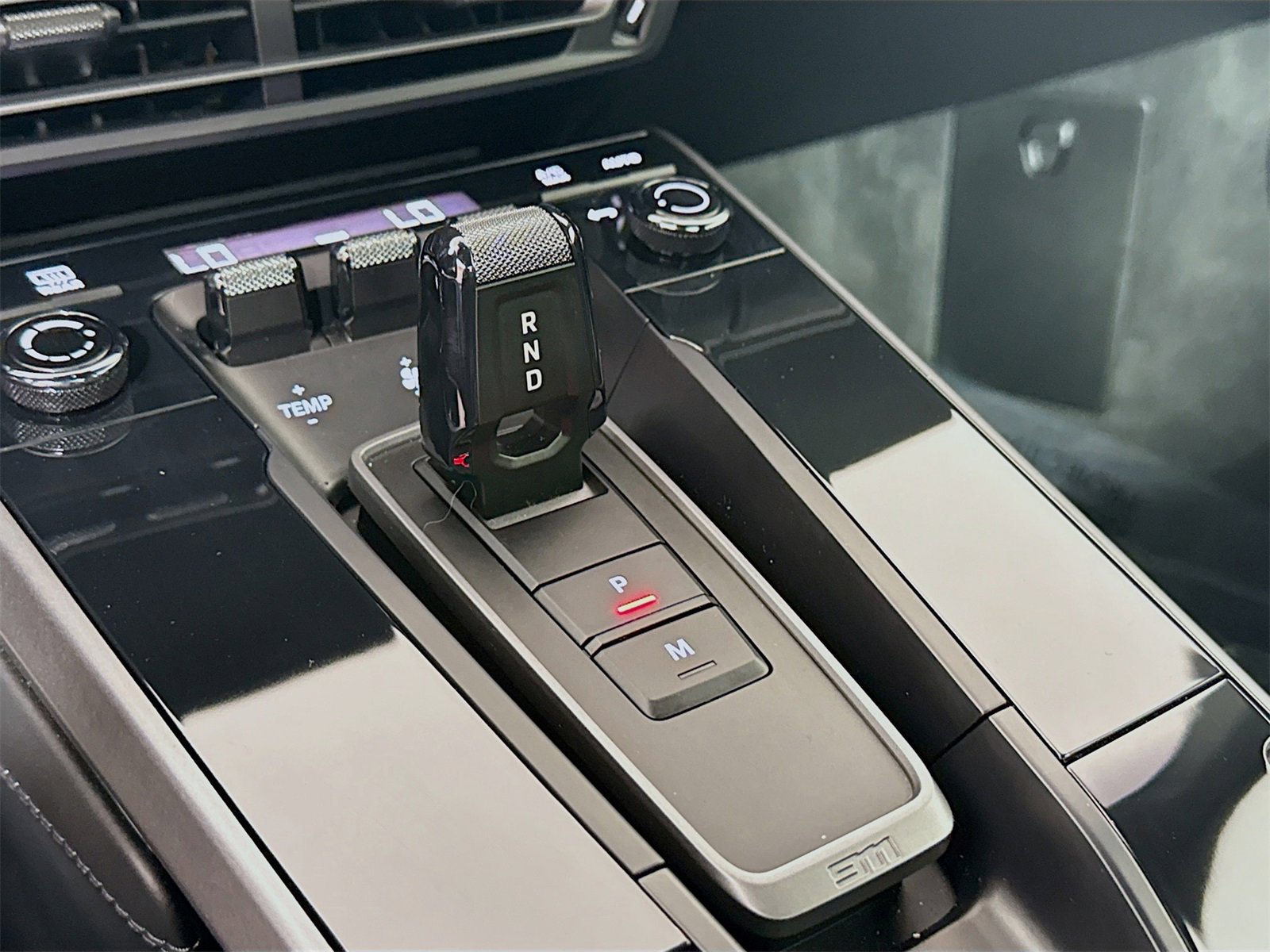 Certified 2022 Porsche 911 Carrera image 14