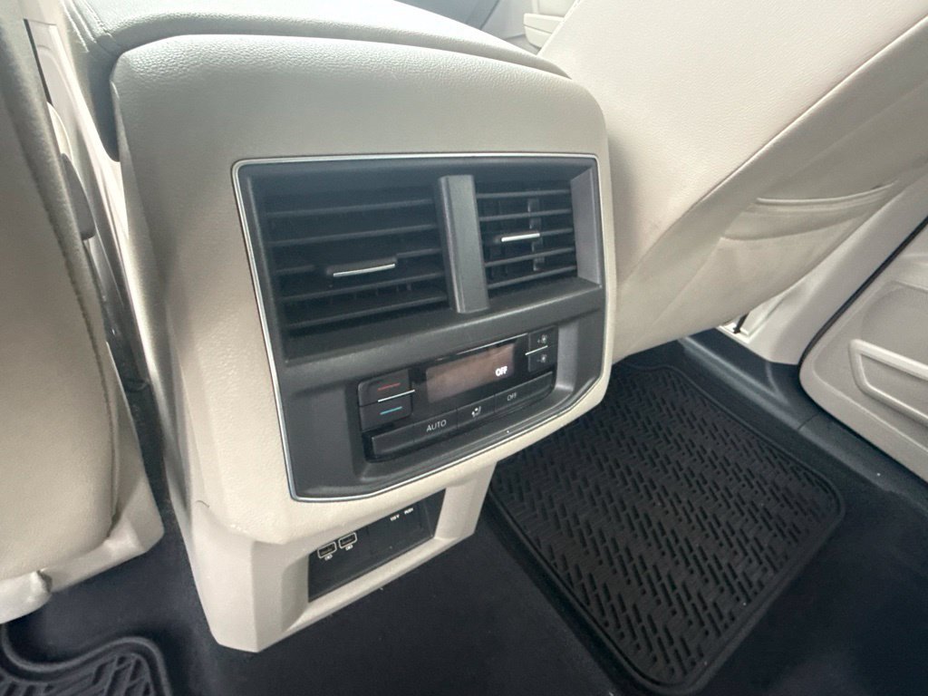 Used 2019 Volkswagen Atlas SEL FWD image 26