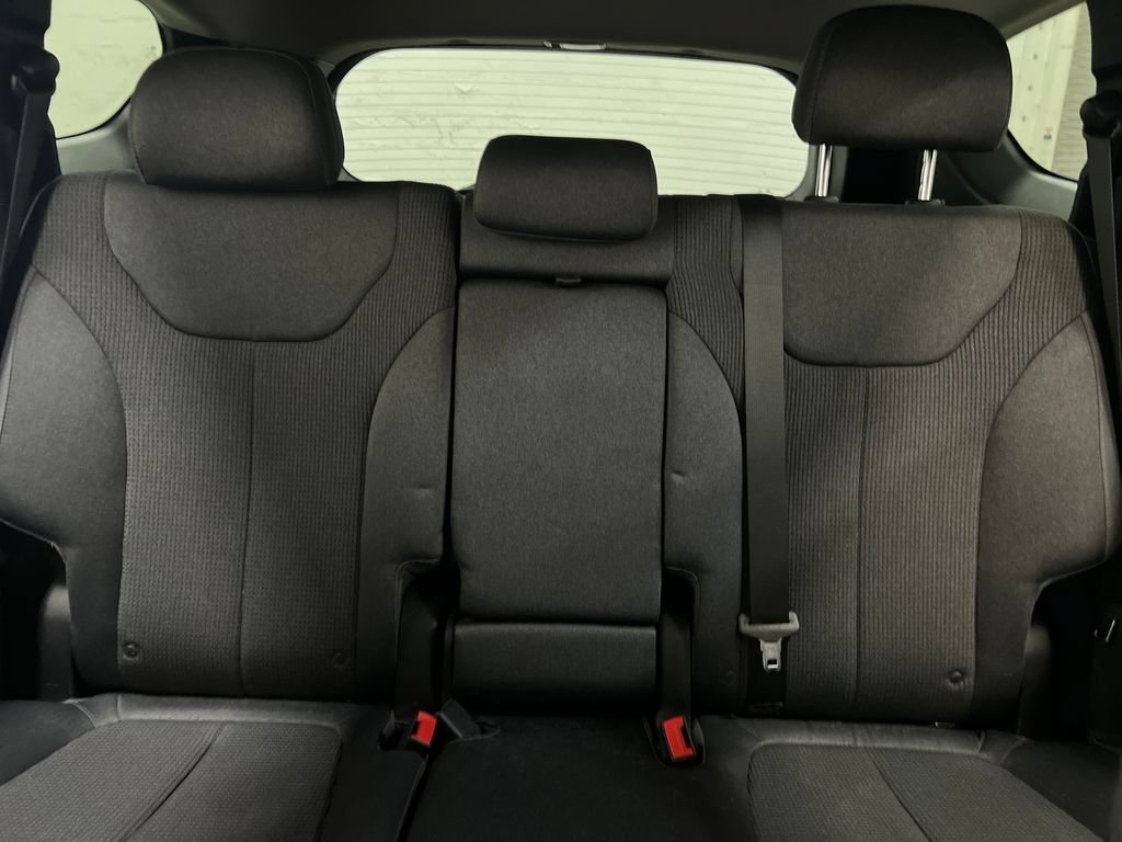 Used 2019 Hyundai Santa Fe SE FWD image 27