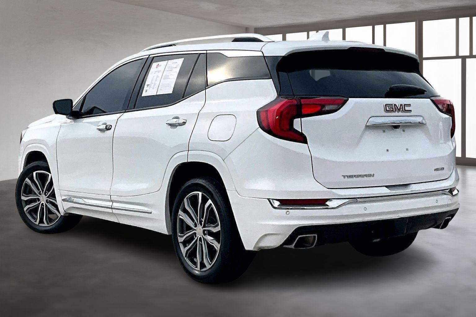 Used 2020 GMC Terrain Denali w/ GMC Pro Grade Package image 14