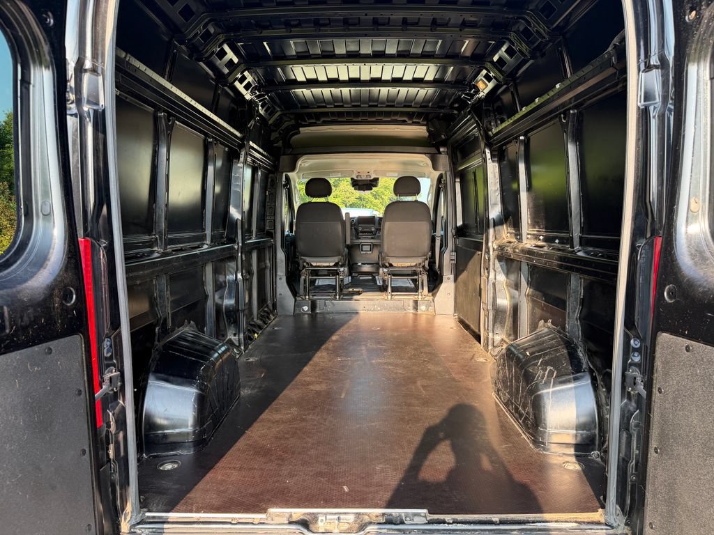 Used 2023 RAM ProMaster 2500 FWD image 7