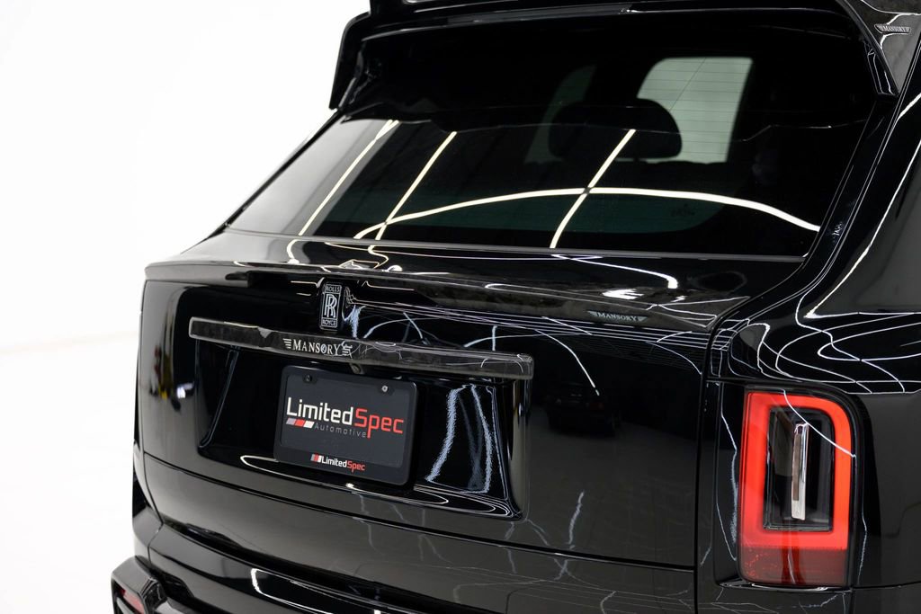Used 2025 Rolls-Royce Cullinan image 32