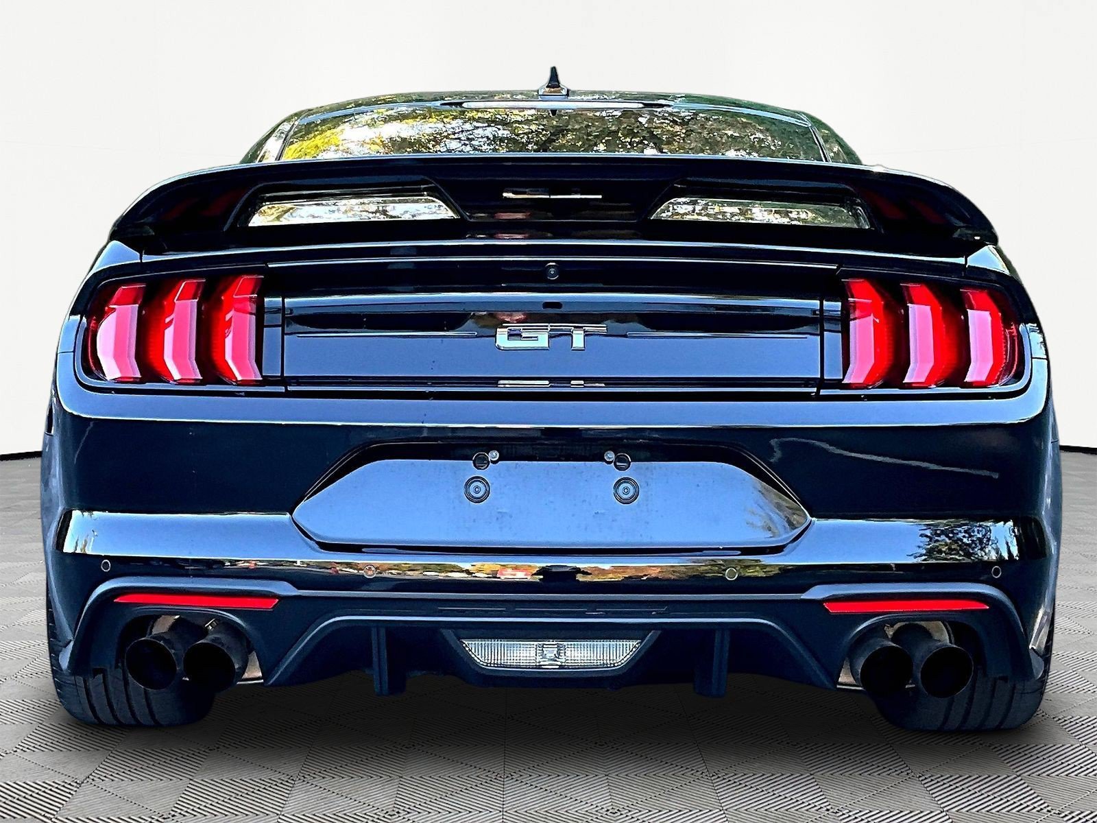 Used 2022 Ford Mustang GT Premium w/ Equipment Group 401A RWD image 5