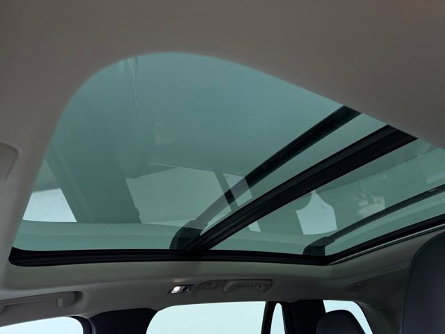 Used 2021 Volvo XC90 T6 Momentum w/ Advanced Package image 28