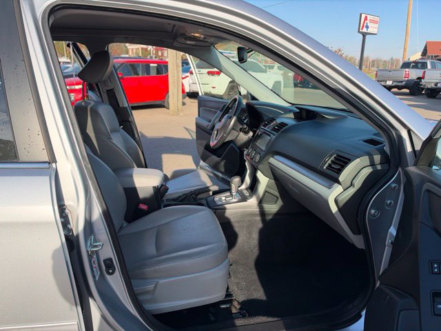 Used 2014 Subaru Forester 2.5i Limited AWD/4WD image 13