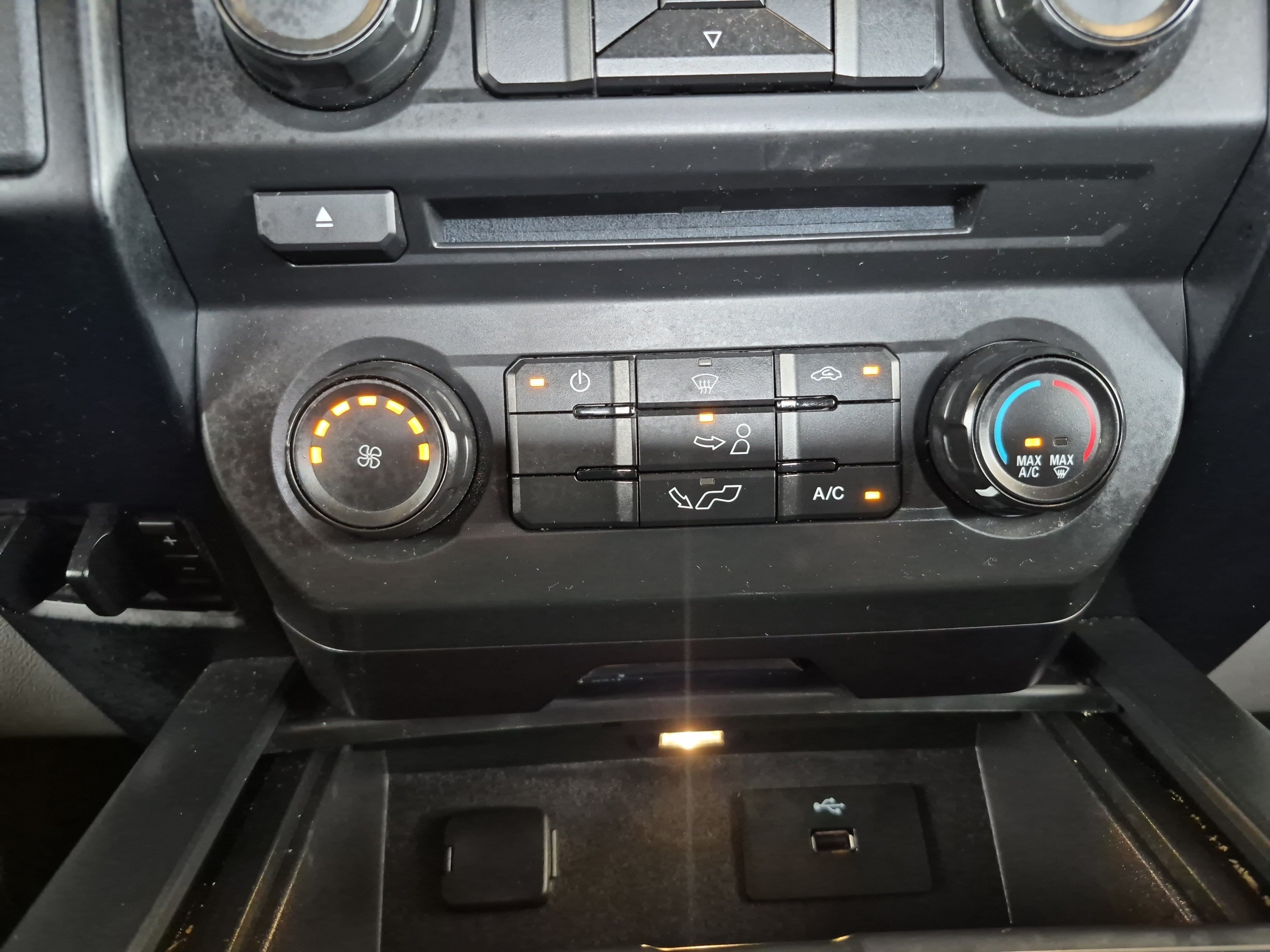 Used 2016 Ford F150 XL w/ Equipment Group 101A Mid RWD image 34
