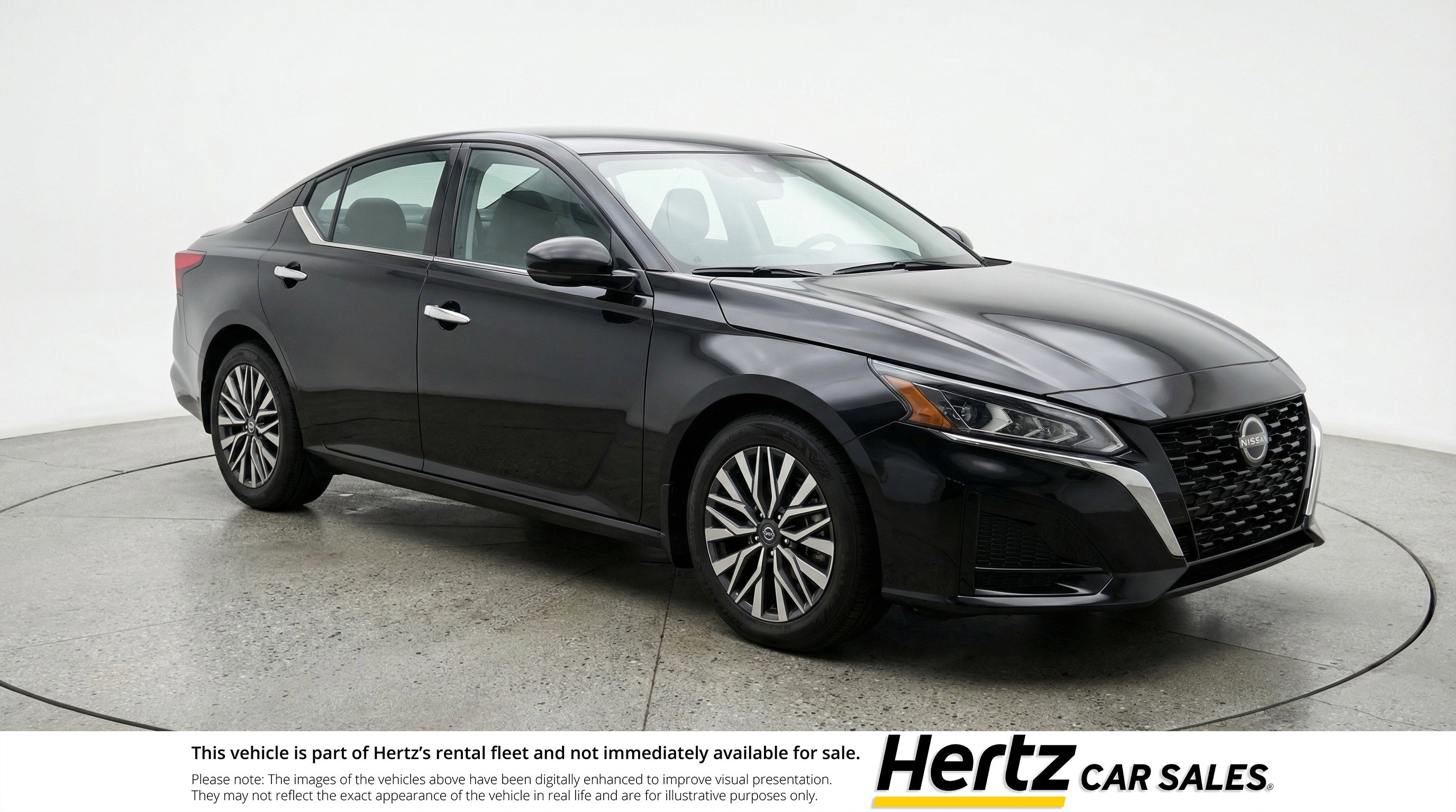 Used 2025 Nissan Altima 2.5 SV image 1