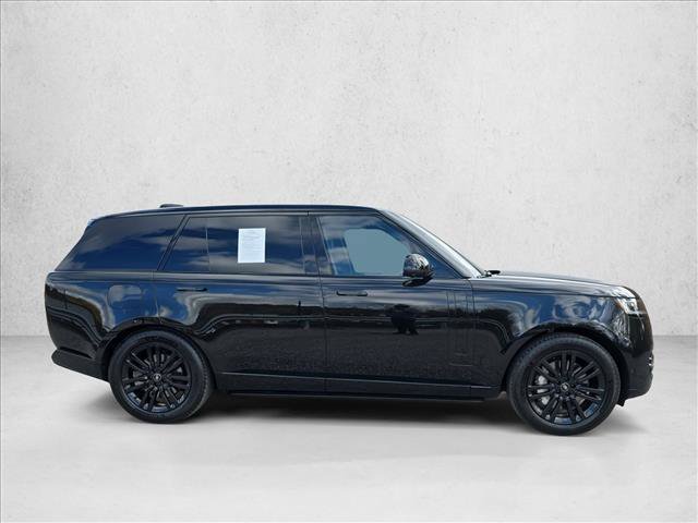 Used 2023 Land Rover Range Rover Long Wheelbase SE image 4