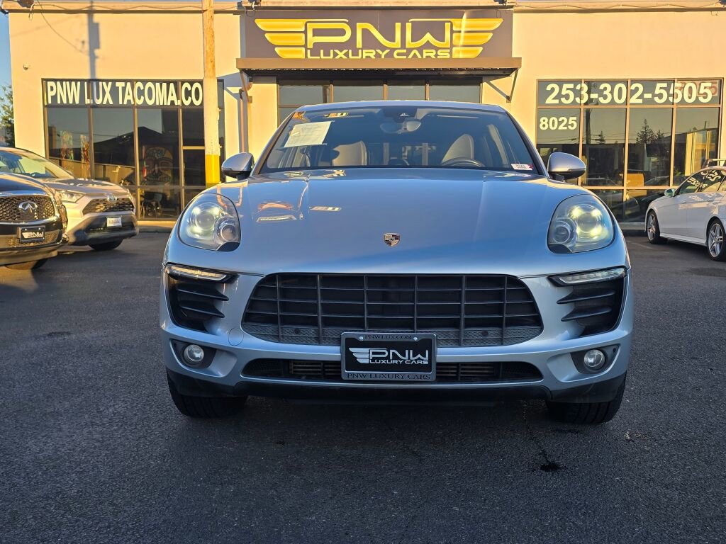 Used 2018 Porsche Macan image 3