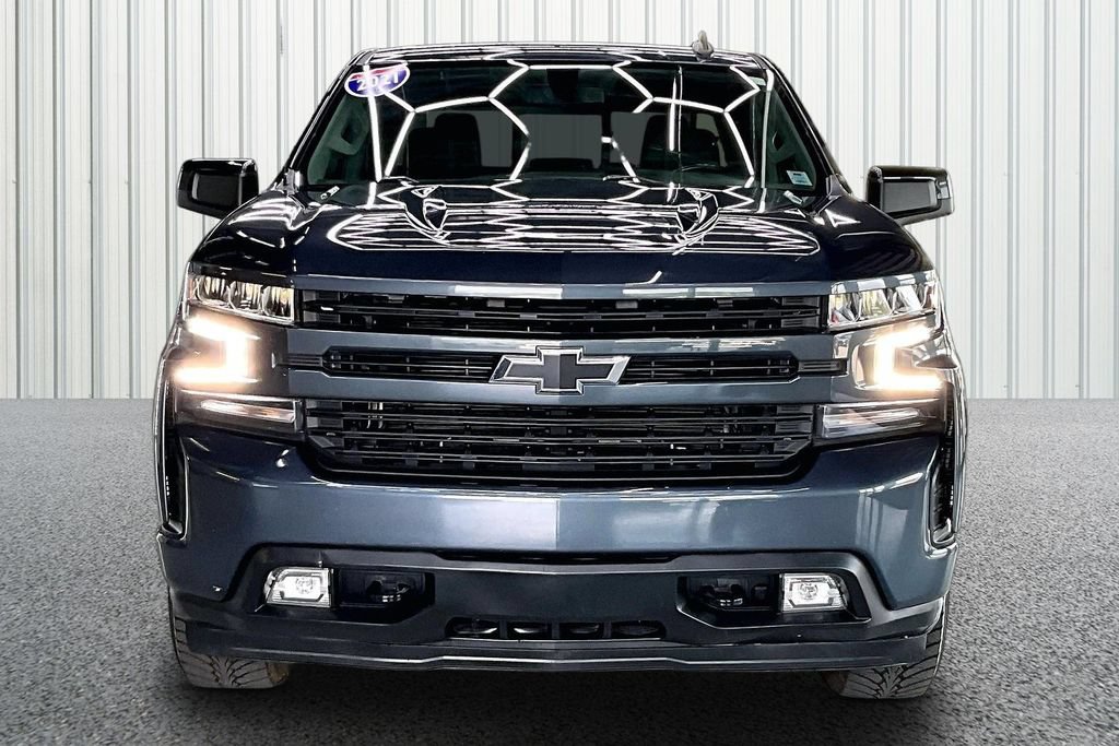 Used 2021 Chevrolet Silverado 1500 RST w/ Convenience Package II AWD/4WD image 2
