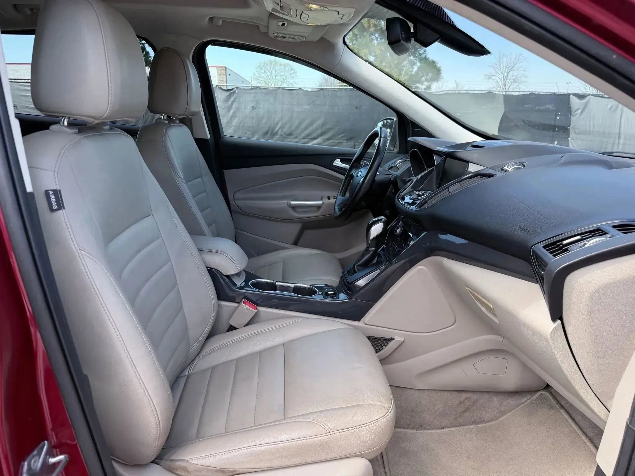 Used 2015 Ford Escape Titanium image 18