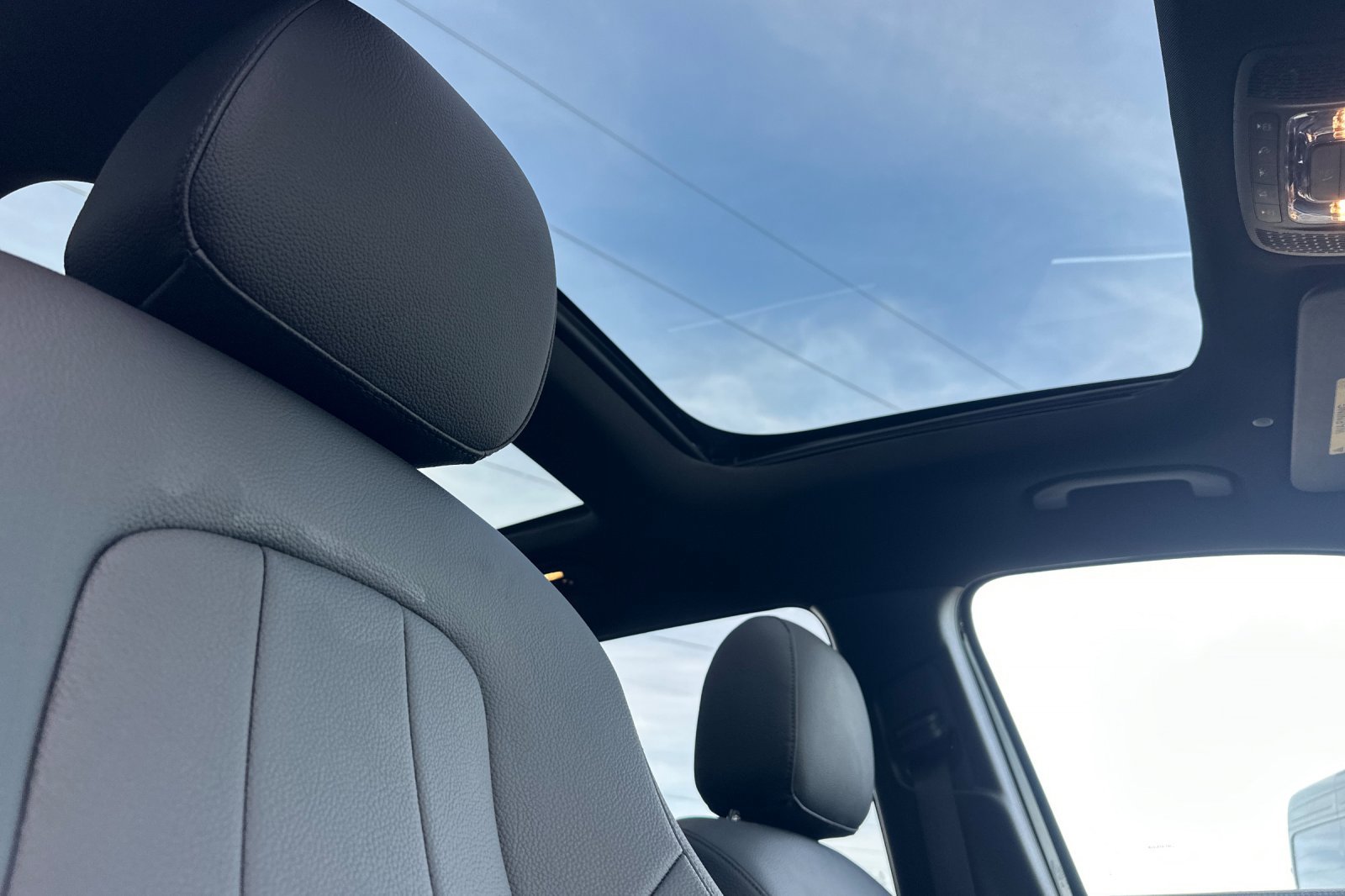 Certified 2025 Mercedes-Benz GLB 250 4MATIC image 17