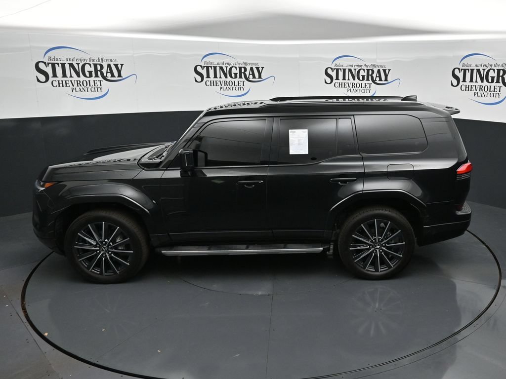 Used 2025 Lexus GX 550 w/ Cold Area Package AWD/4WD image 21