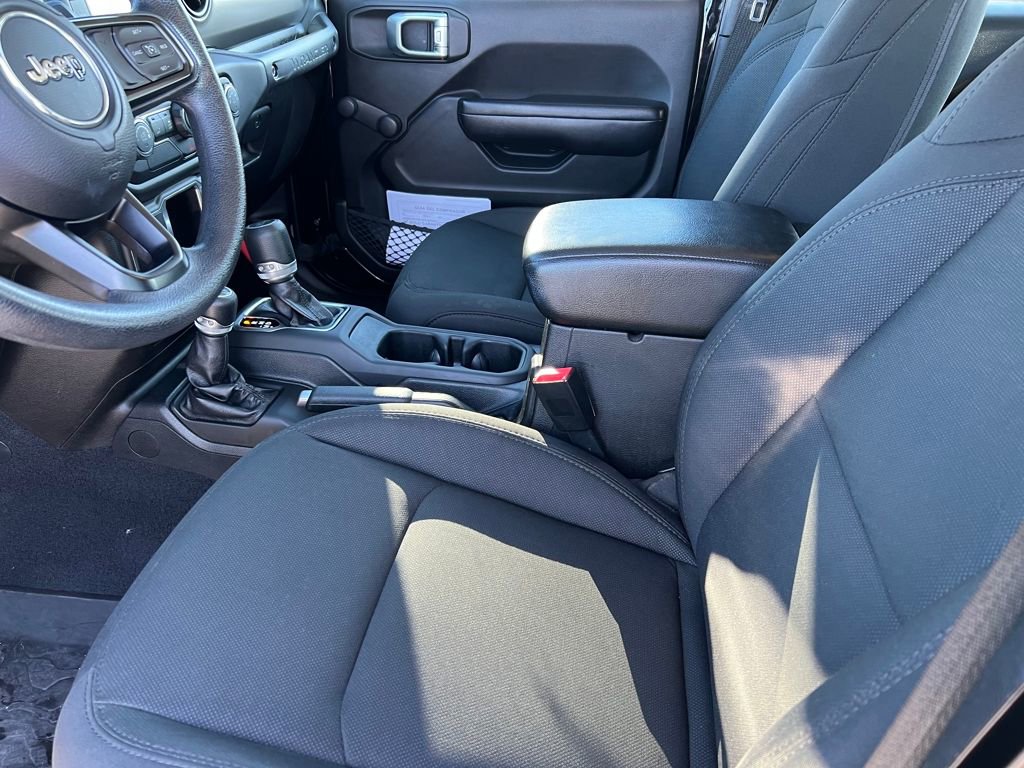 Used 2019 Jeep Wrangler Unlimited Sport image 10