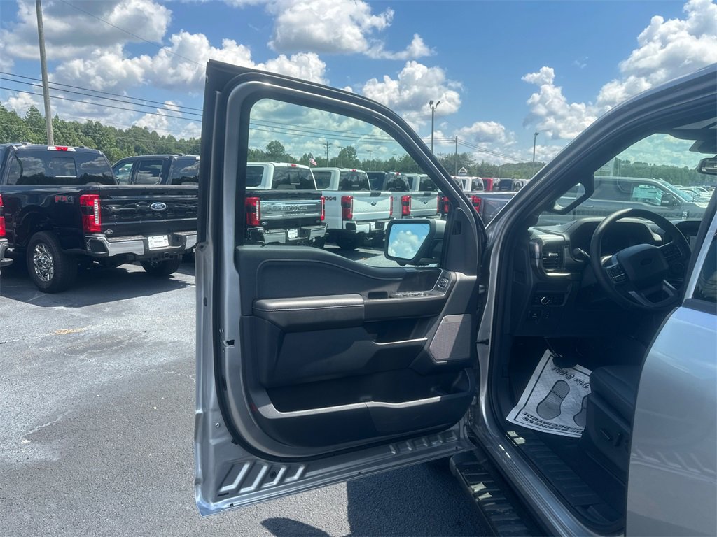 New 2025 Ford F150 Lariat w/ Equipment Group 501A Mid image 16